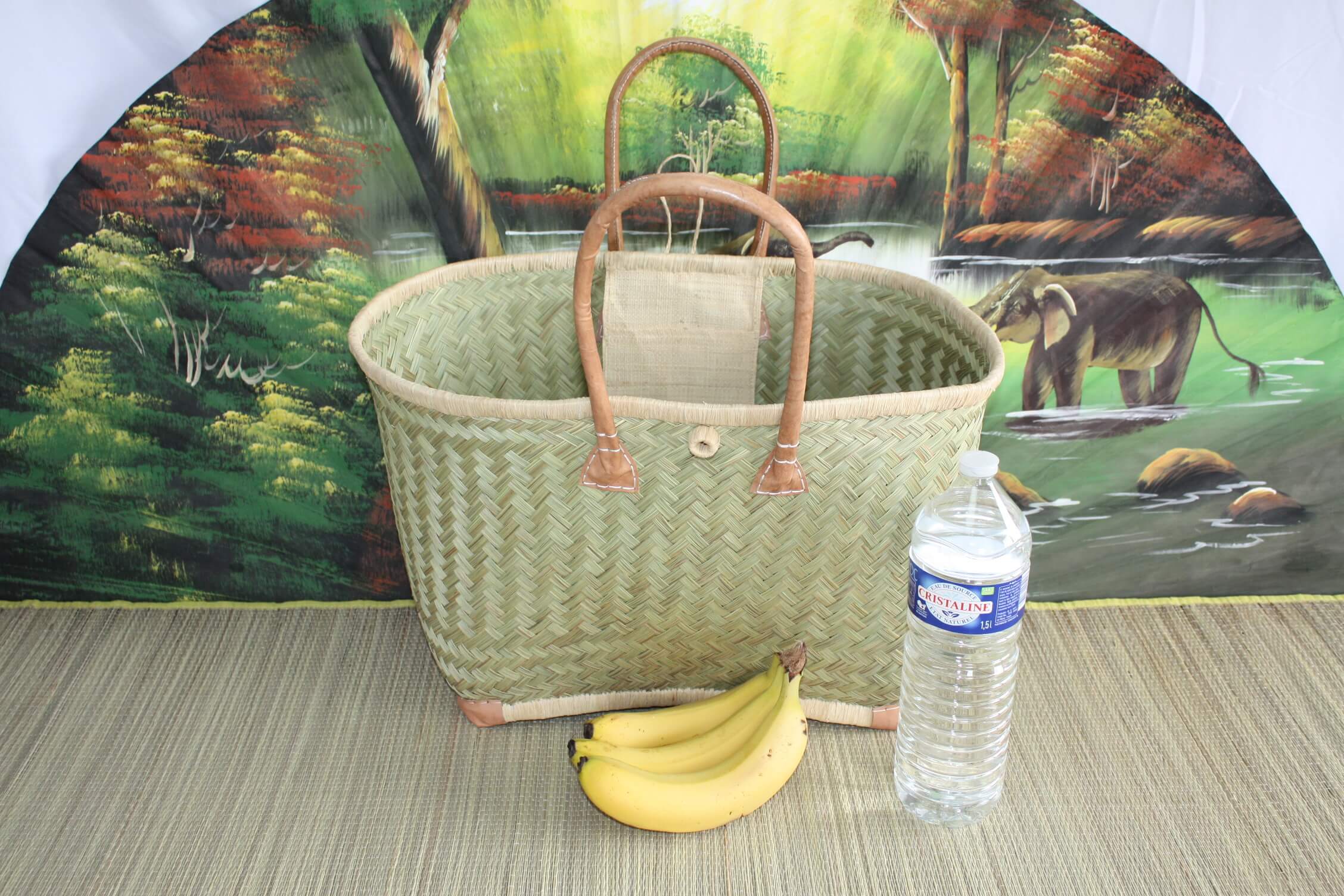 Boutique Huléti - Wholesale Beach Bag - LARGE Madagascar Basket - Solid - Shopping & Beach - Several colors to choose from: Blue, Green, Pink, Purple, Yellow, Orange, Orange, Natural...5