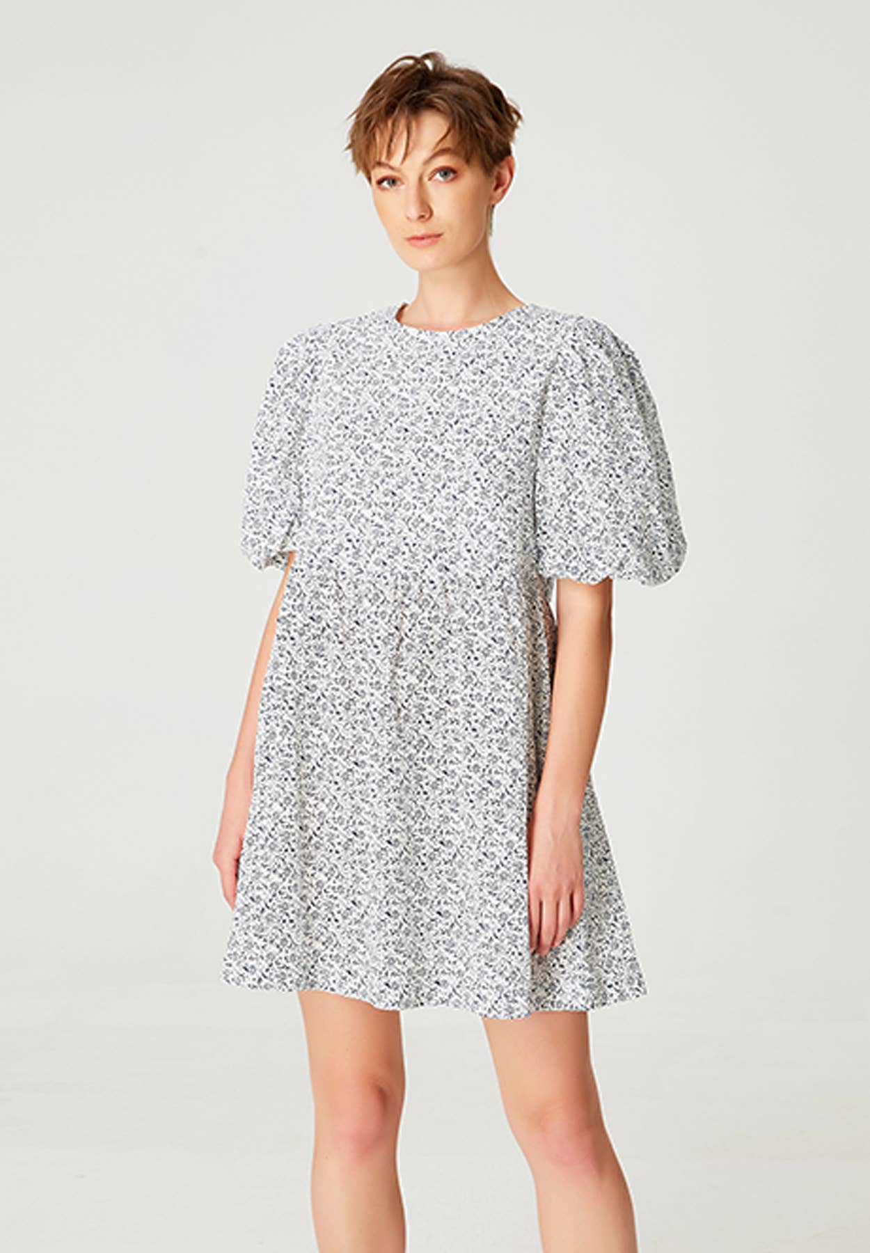 Smart and Joy - Wholesale Dress - Women's - Monochrome floral print A-line short dress1