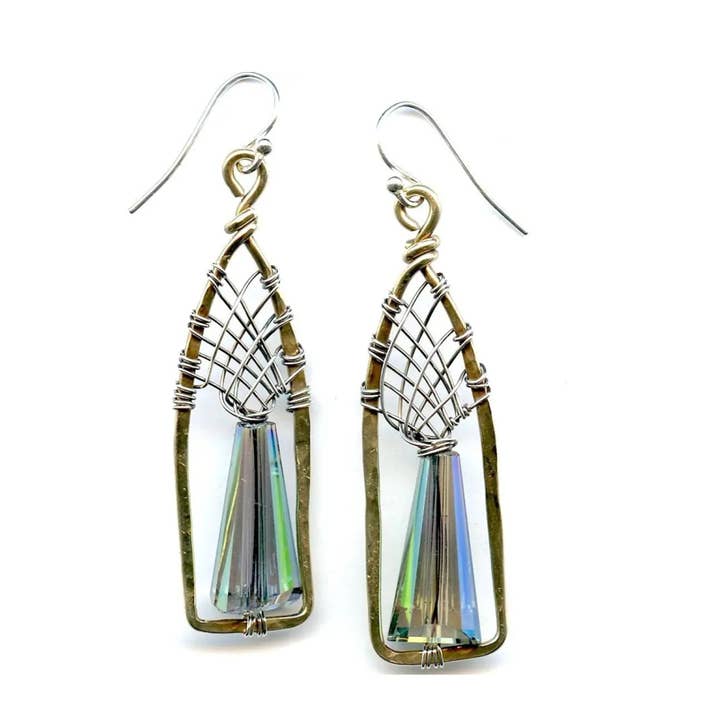Boucles d'oreilles Crystal Chapel E76140 pour la vente par Art by any Means Jewelry