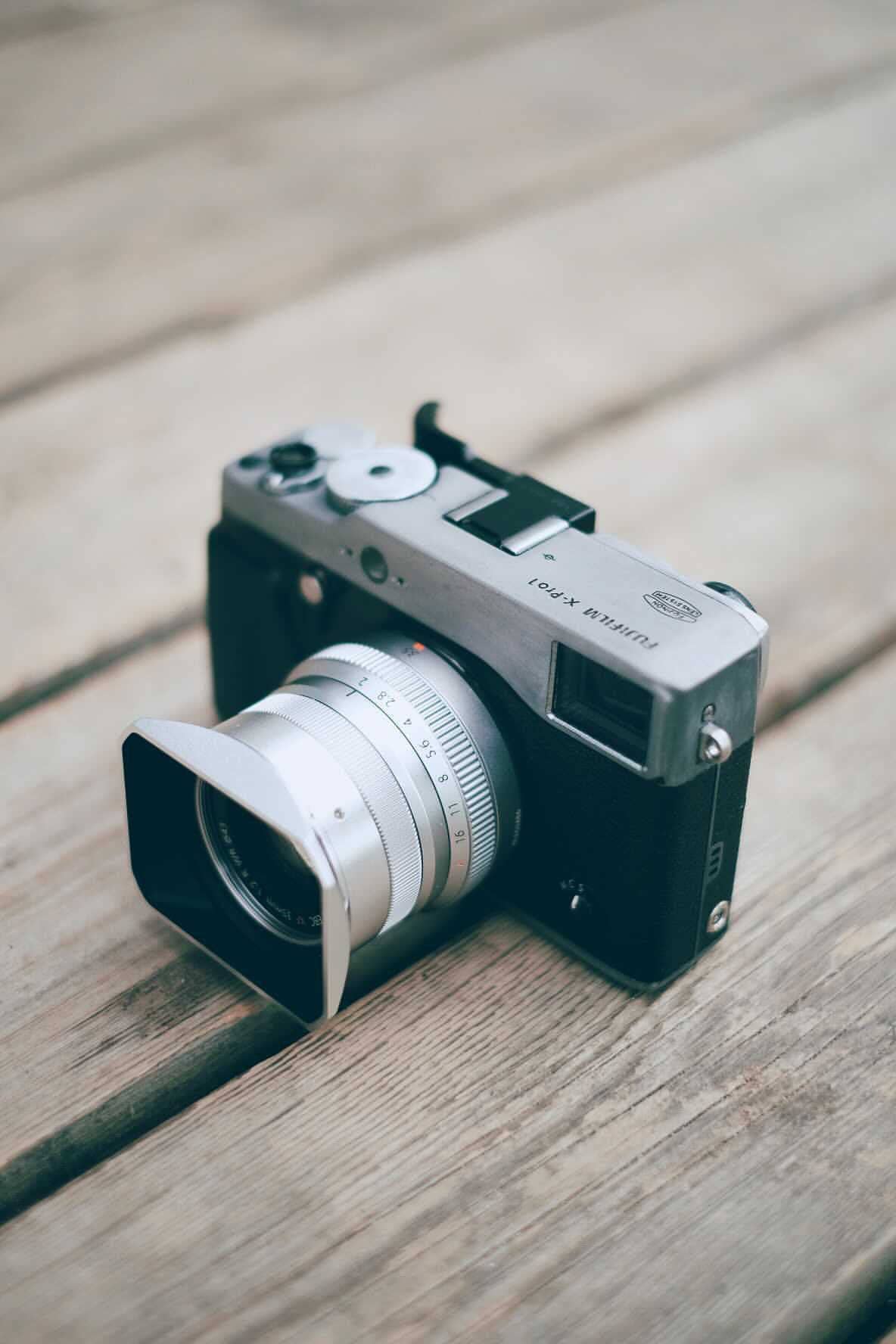 Squarehood - Wholesale Camera strap - Model V for Fujinon XF 23mm f2 / XF 35mm f27