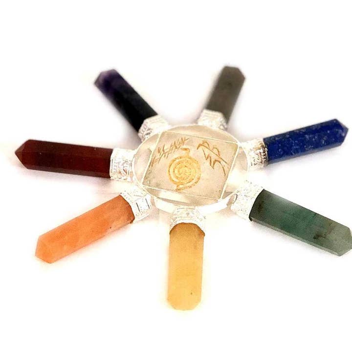 Générateur d'énergie de pierres de chakra à 7 points Reiki. pour la vente par Vrinda