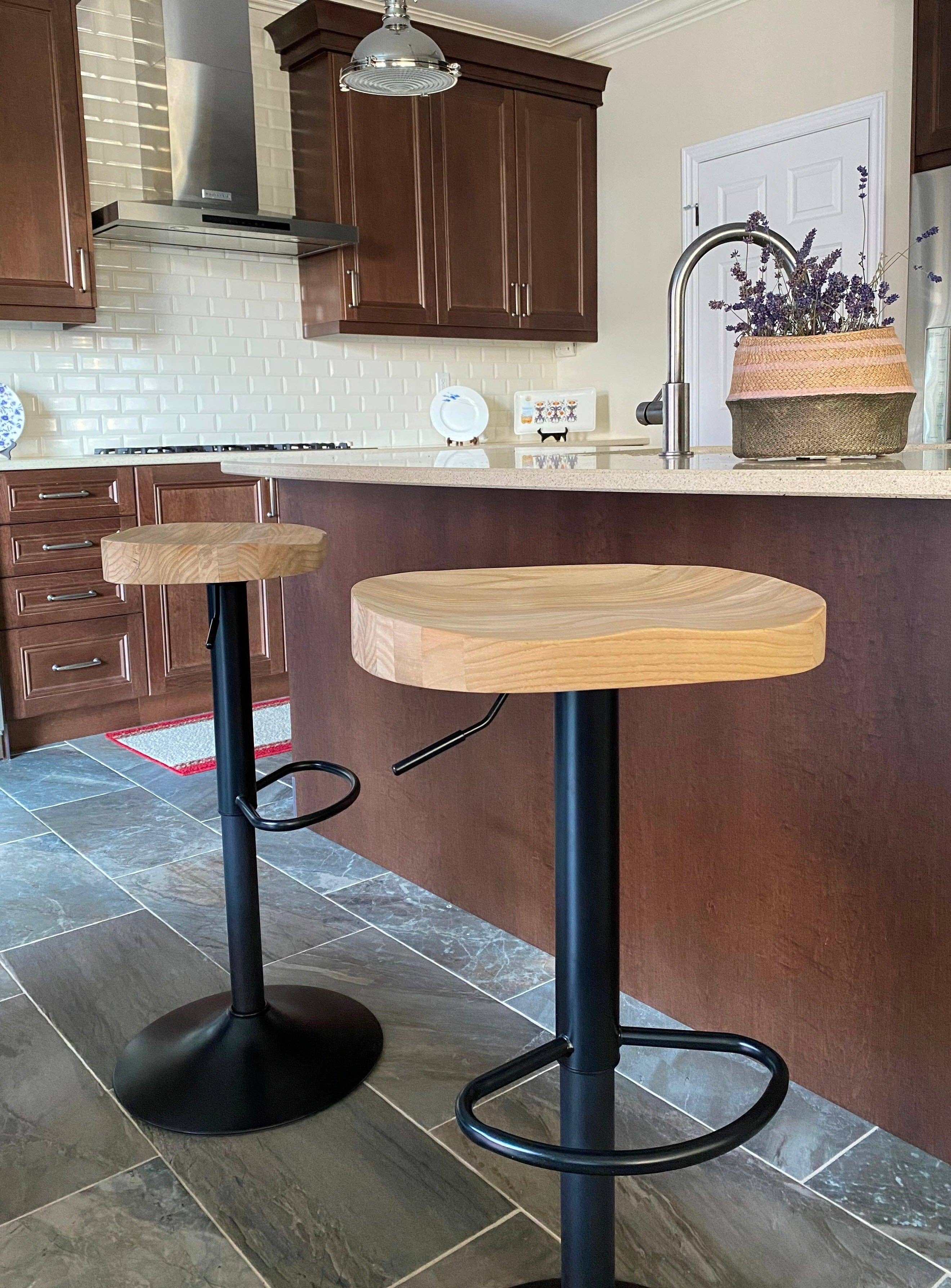 Seat4uhome - Vente Tabouret - Tabouret de bar Muskoka en bois d'orme - Prix par article2