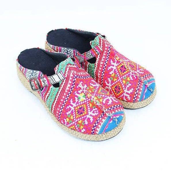 Boho-Schlupfschuhe aus Hmong-Stoff aus Stoff | Limitierte Auflage — Thailand für den Großhandel von Lumily