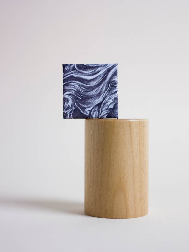 Broche magnétique Storm pour la vente par Yukka