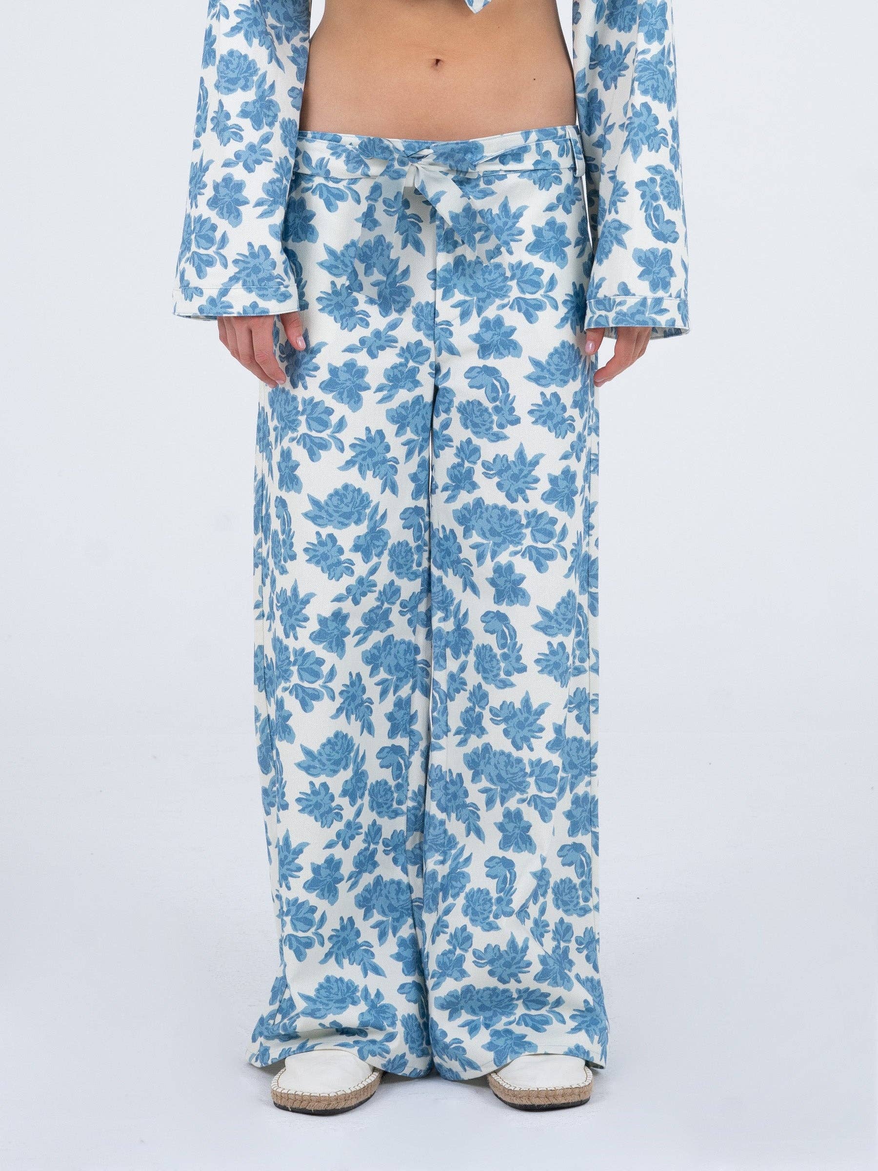 CARMEN SAYS - Wholesale Pants - Women's - Brook Flower Printed Denim Jeans2