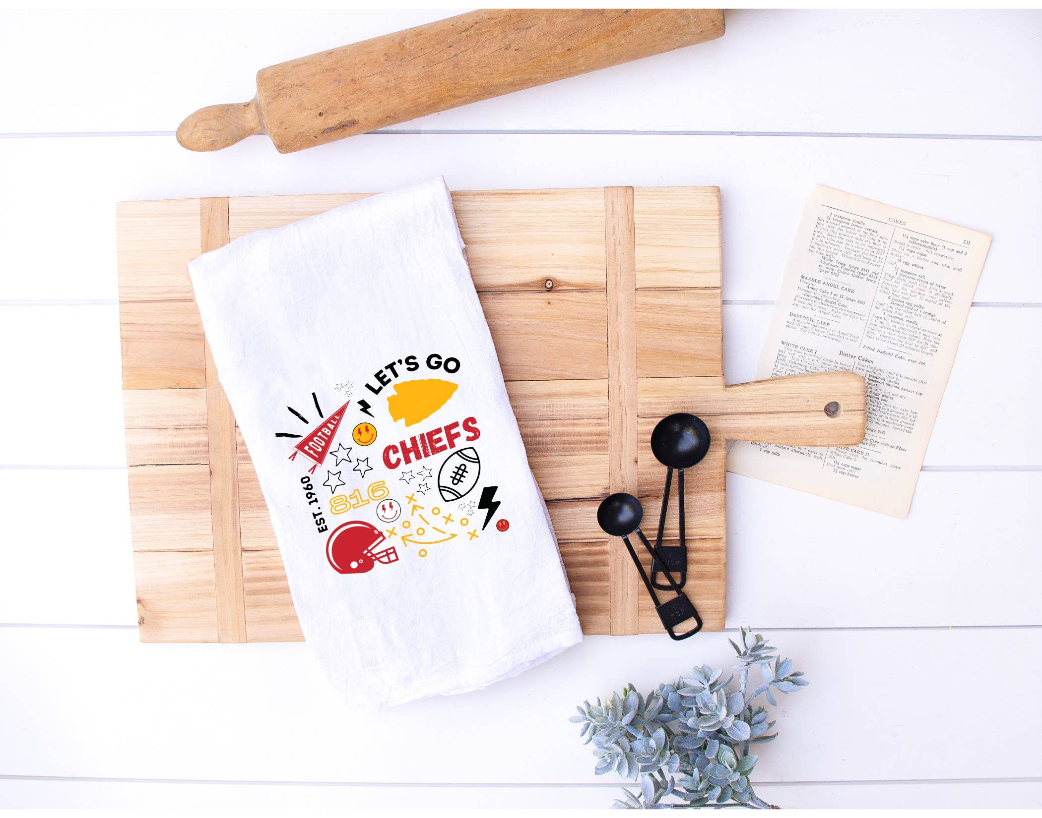 Maple Leaf Market - Wholesale Tea Towel - KC Chiefs Doodle Kitchen Tea Towel