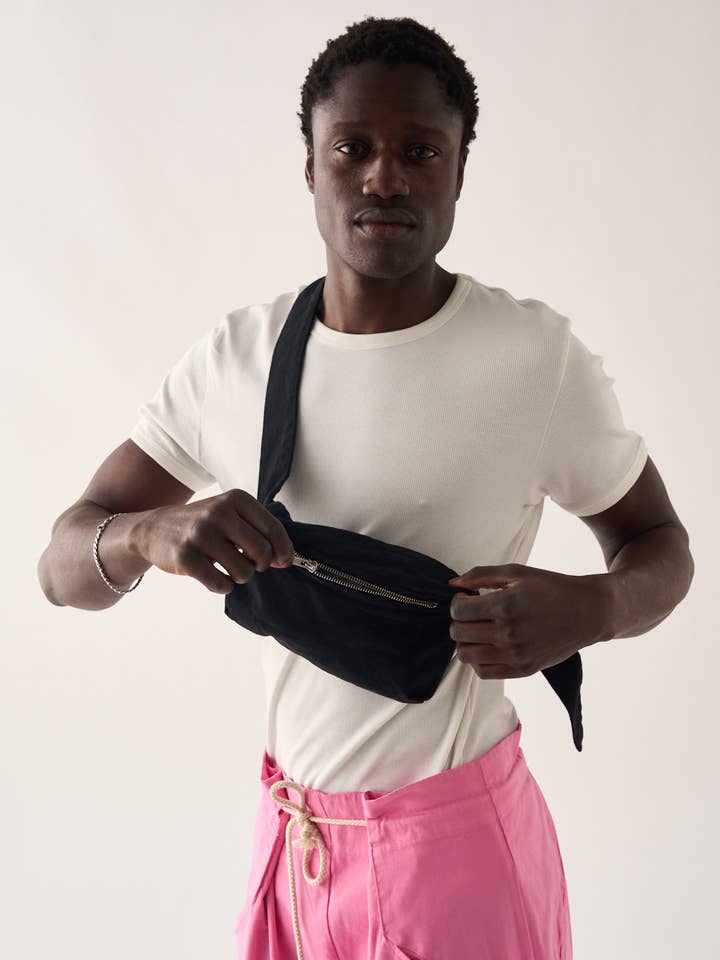 Black Fanny Pack for wholesale by Pitagora