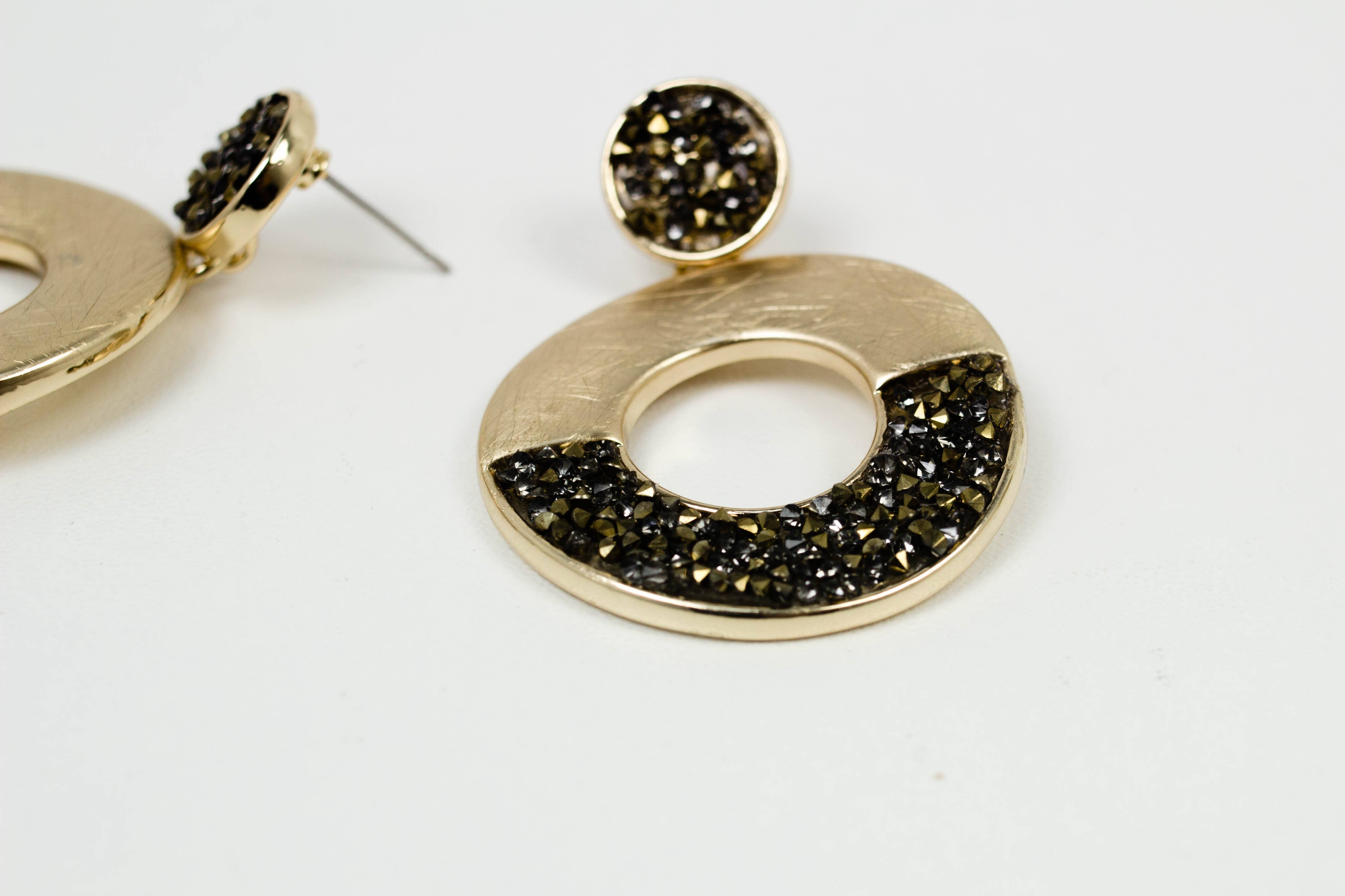 Accessoires by KHB – wholesale Dangle earrings – ear studs2