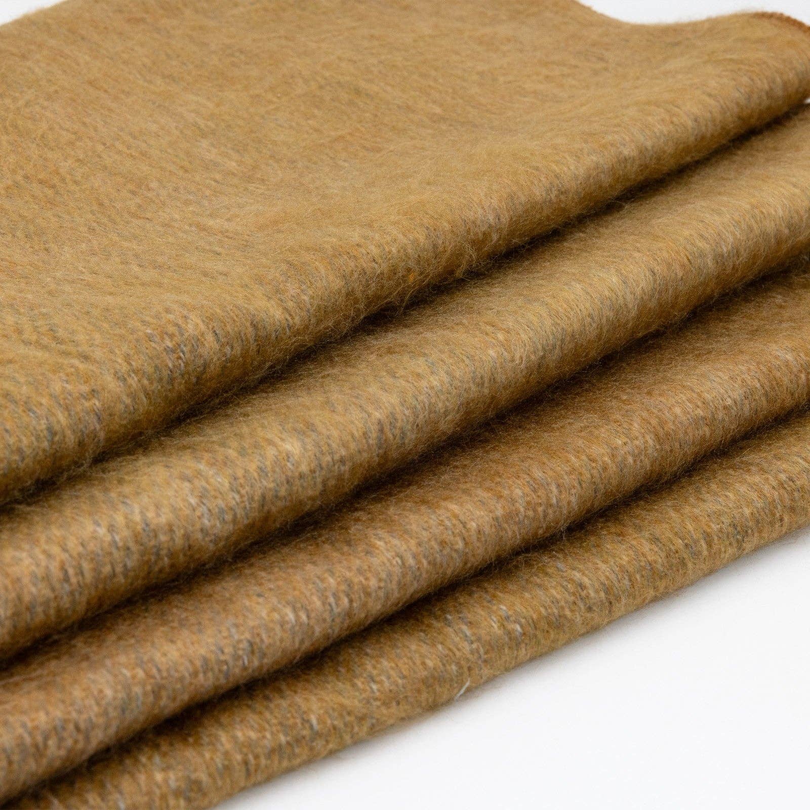 ECUALAMA – wholesale Throw blanket – Chilintomo - Double Density Baby Alpaca Wool Throw Blanket / Sofa Cover - Queen 94 x 65 - camel gold3