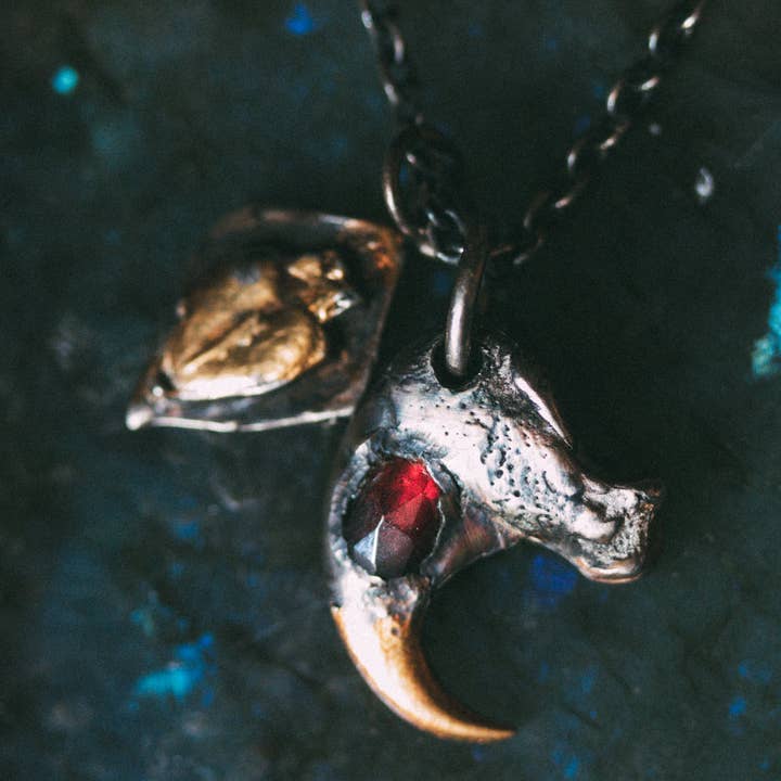 Griffes et grenat Bobcat pour la vente par Machinations