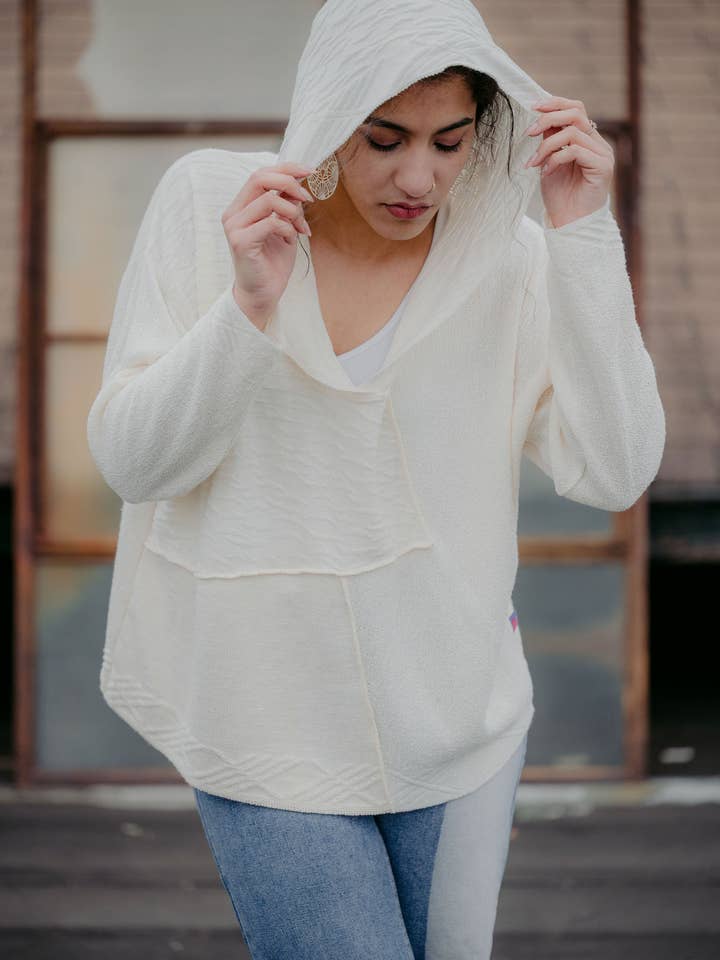 Sweat à capuche Garret en naturel pour la vente par IWANCIW functional funware