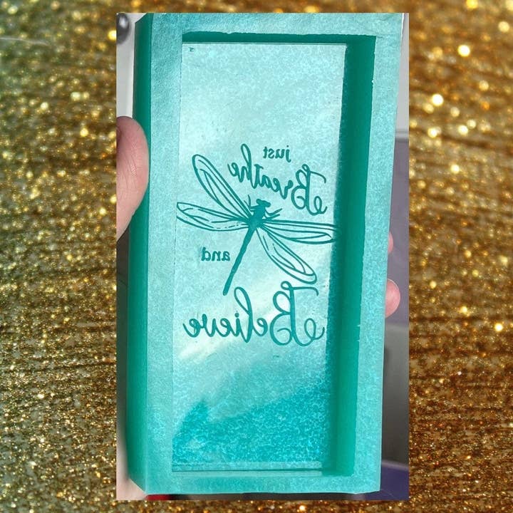 Handgjord Dragonfly Positiv Citat Silikonform För Wax Res för wholesale av Devine Silicone Moulds