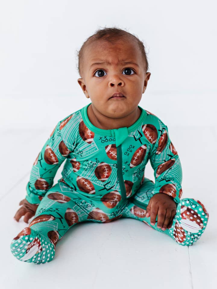 Footsie per campo da calcio per la vendita all'ingrosso da parte di Macaron + Me