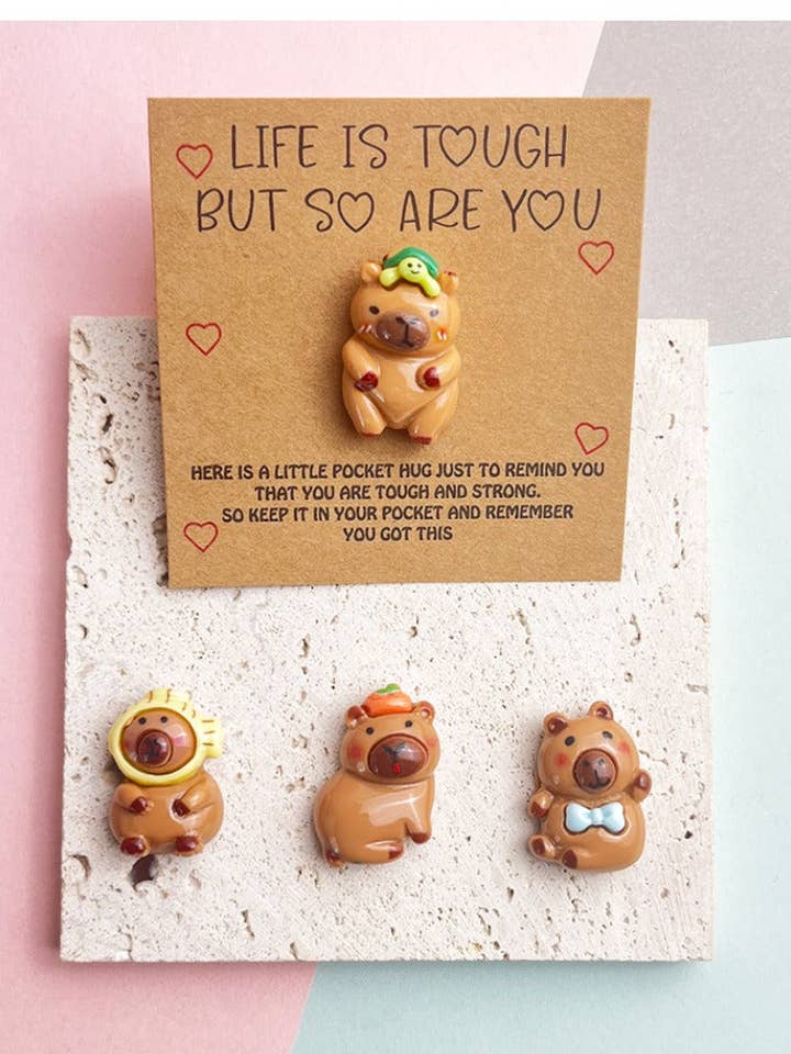 Taphug - Tarjeta de Felicitación de Ánimo con Capibara Abrazo de Bolsillo para venta al por mayor de Magia Design