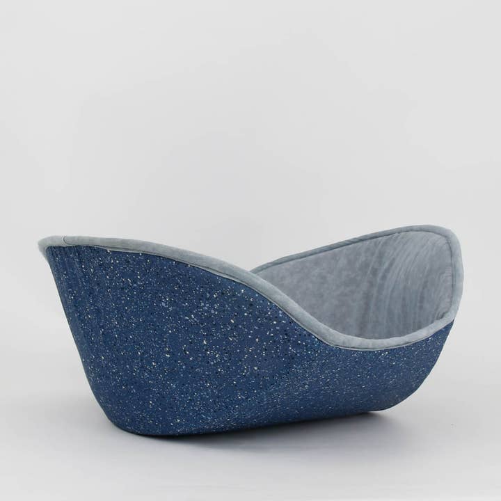 The Cat Ball - Wholesale Pet Bed - Cat/Dog - Jumbo Cat Canoe Bed - Taco-Shaped Nest for Cats and Dogs19