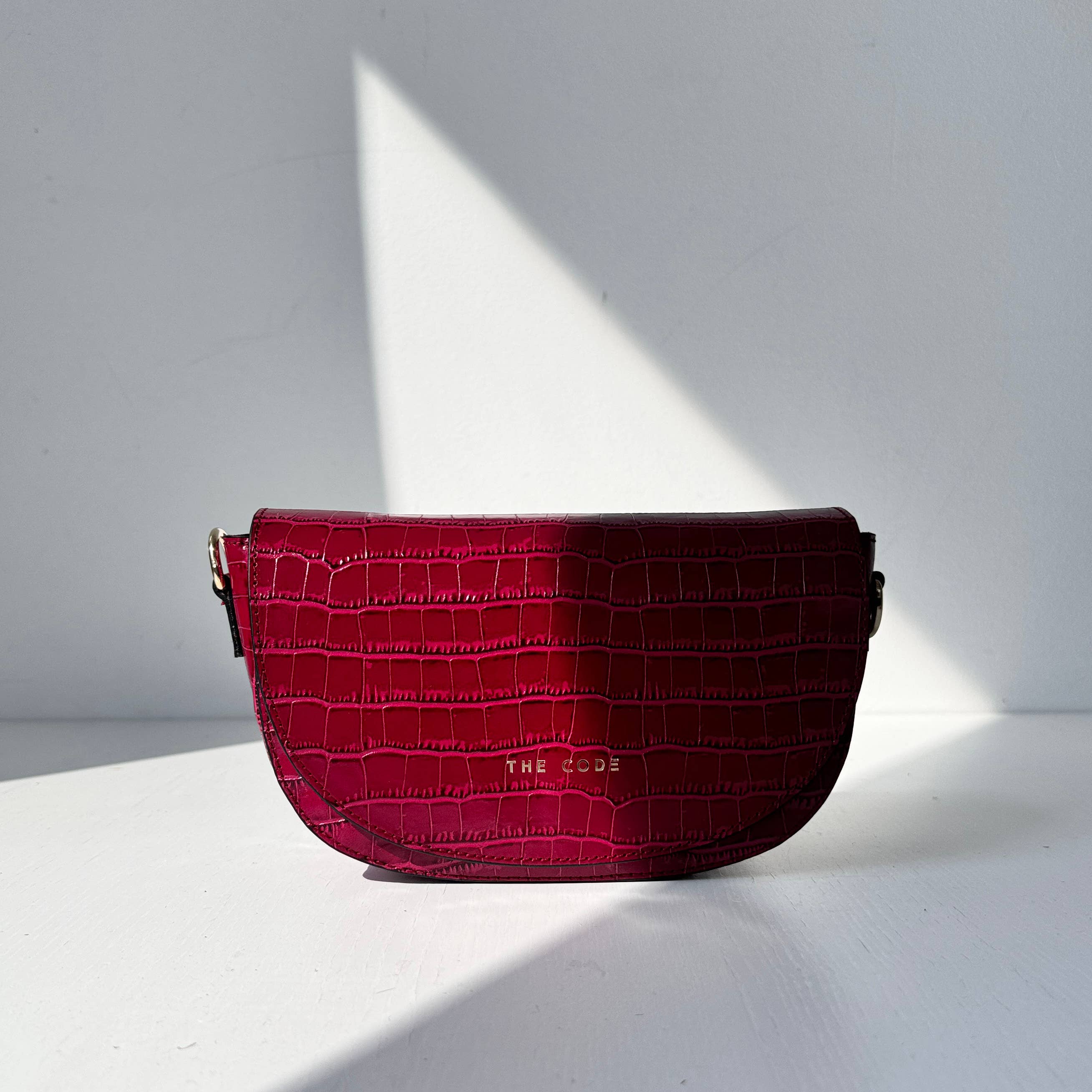 THE CODE - Wholesale Shoulder Bag - Women's - ALMA RASPBERRY SHOULDER BAG2