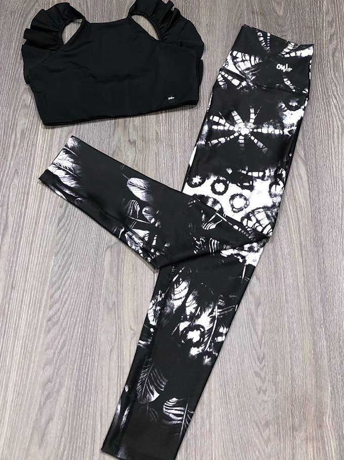 Leggings OWfit Foresta Bianco e Nero per la vendita all'ingrosso da parte di Owfit