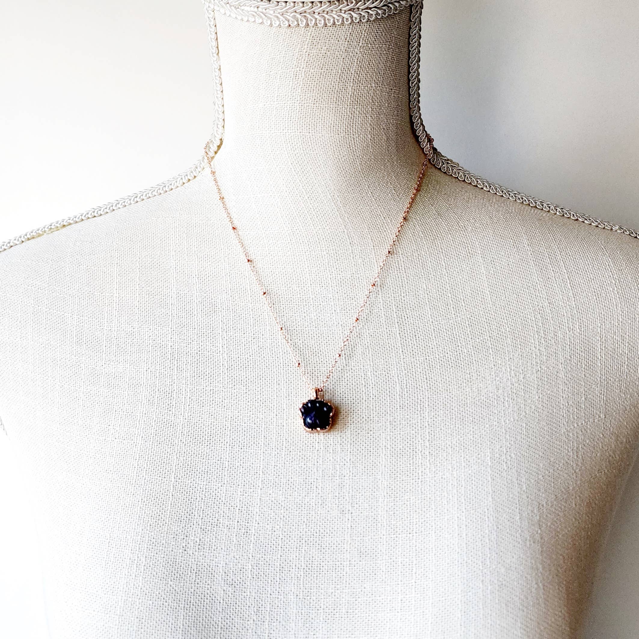 MergingMetals - Wholesale Pendant/Charm Necklace - Paw Print Necklace - Amethyst 4