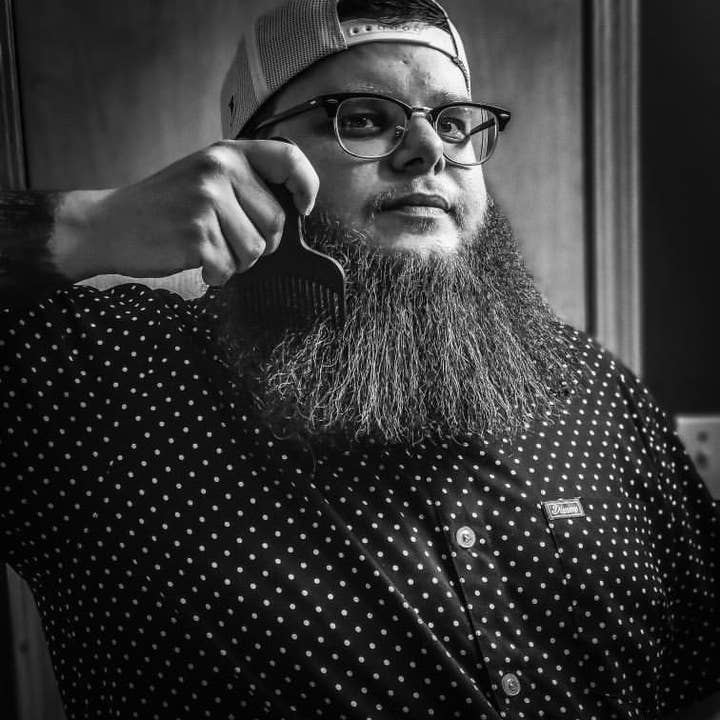 Chicago Comb Co. - Wholesale Hair Brush/Comb - Model No. 11 Carbon Fiber Comb5