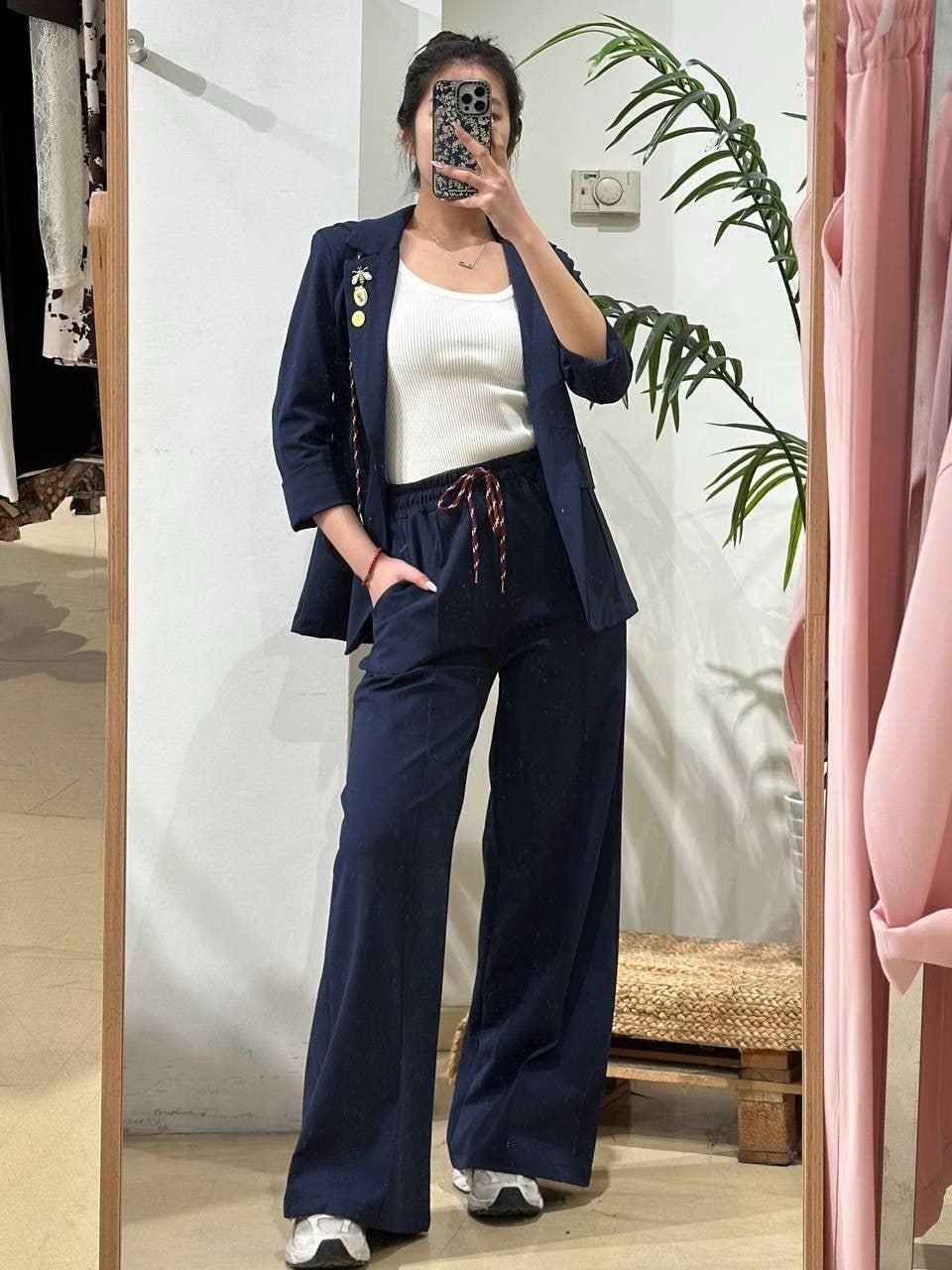 ADORA – Großhandel Blazer – Damen – Blazer mit abnehmbarer Kapuze3