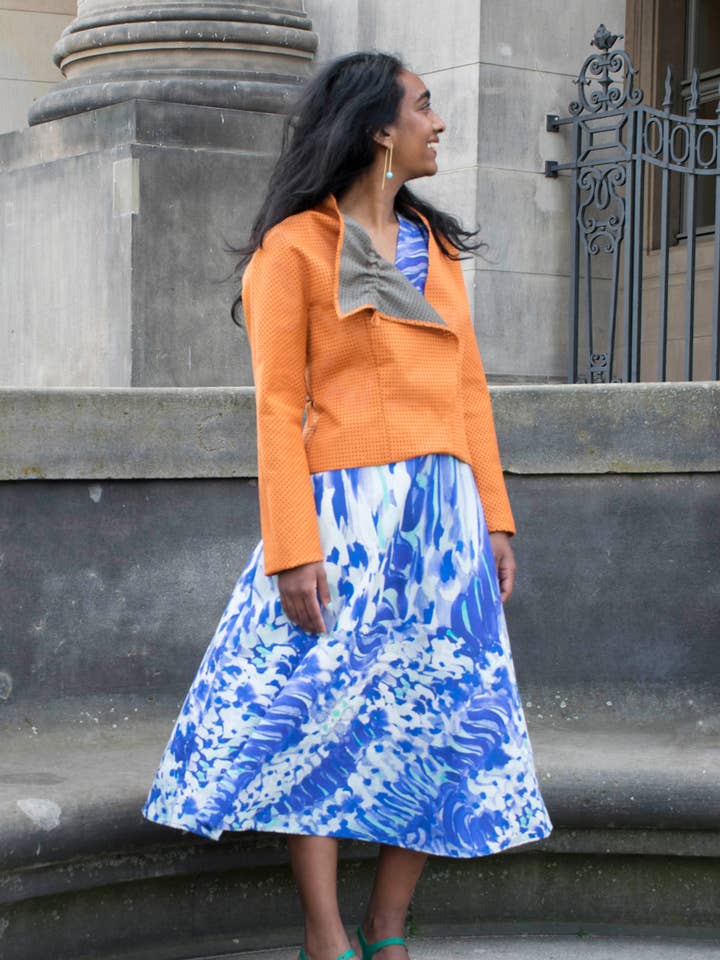 Jupe midi à fleurs pour la vente par Clara Kaesdorf