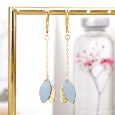 May & June - Vendita all'ingrosso Orecchini pendenti - Orecchini Mino - Blu pastello0