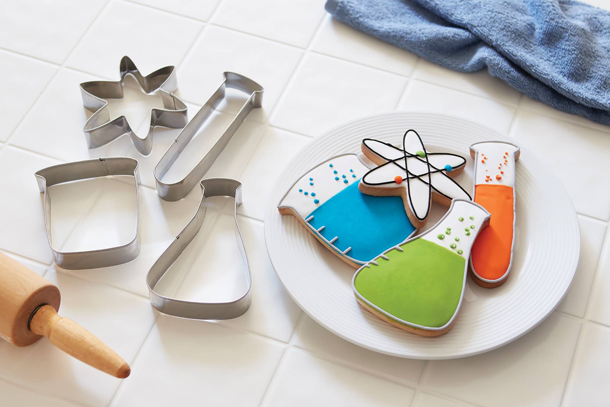 Fox Run Brands - Wholesale Cookie Cutter - Fox Run Science Cookie Cutter Set 4, 5.75"1