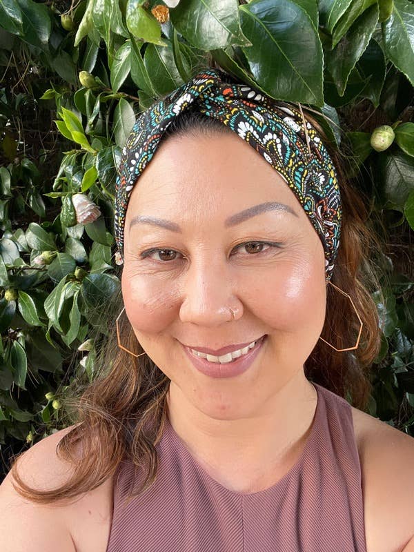 Turbante Freyja per la vendita all'ingrosso da parte di Sugar Cane Apparel