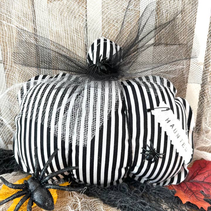 Kate + Em - Vendita all'ingrosso Decorazioni da tavolo - Zucca rustica, stile vintage, decorazione per la casa stregata per Halloween