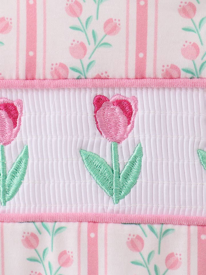 Mom & Co. - Venta al por mayor Peto - Bebés - Romper con volantes y nido de abeja de tulipanes florales2