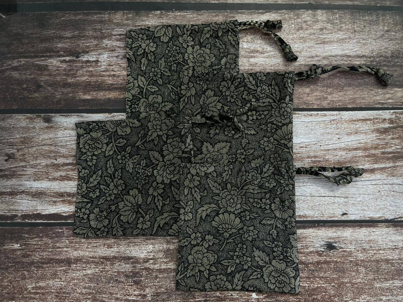 House of Kraft - Wholesale Gift Bag Set/Pack - Gift Pouches | Upcycled Silk Pouch | Pack Silk Gift Pouch64