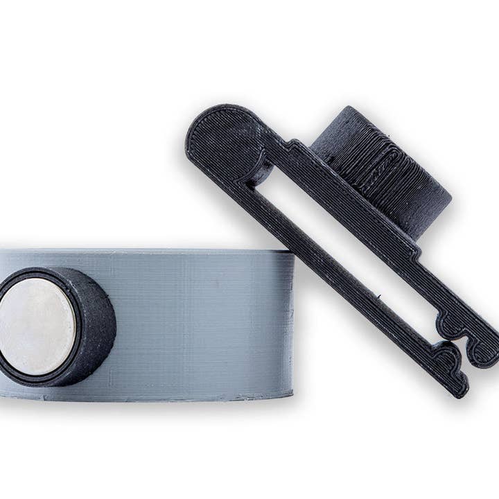 Minimalist Gear Co. - Wholesale Sporting Accessories - QuickDraw Bear Spray Holder7