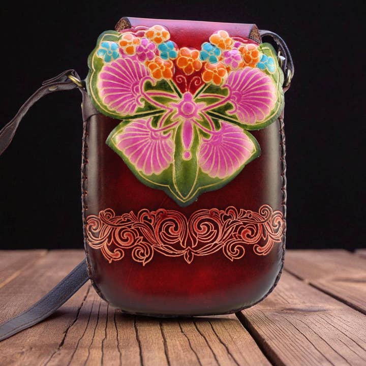 Sunflower Handmade leather inc - Vendita all'ingrosso Tracolla - Donna - Borsa a tracolla rettangolare in pelle fatta a mano con farfalla per telefono.3