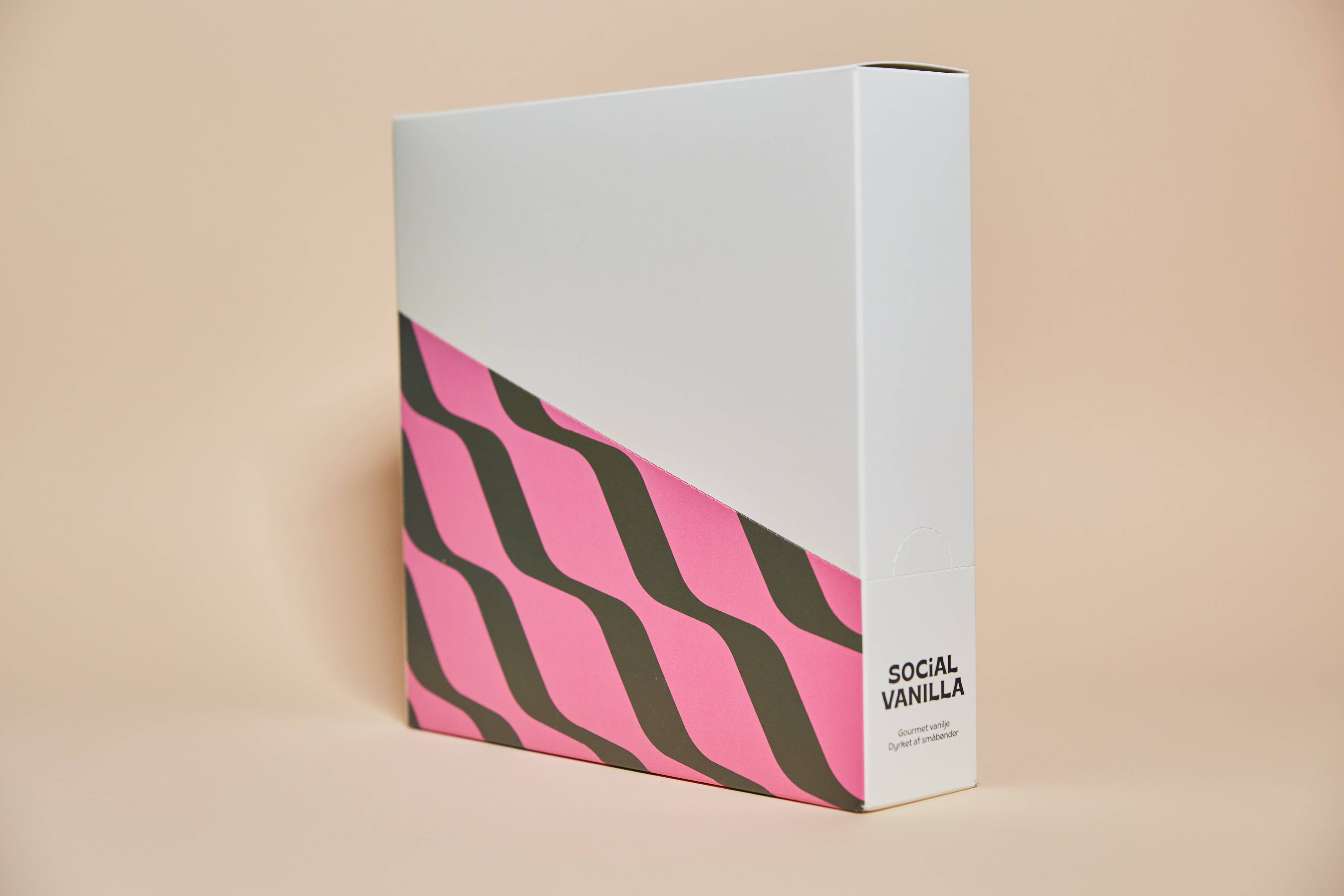 Social Vanilla – wholesale Vanilla/fruit extract – 1 pc. vanilla pod in glass tube - Retail 2