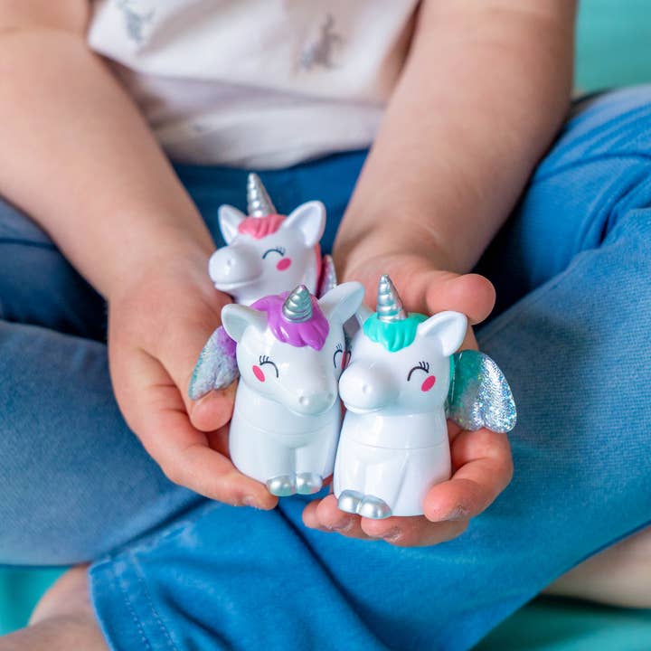 Aquarius Cosmetic SLU - Wholesale Lip Balm - Martinelia Flying Unicorn Lip Balm8