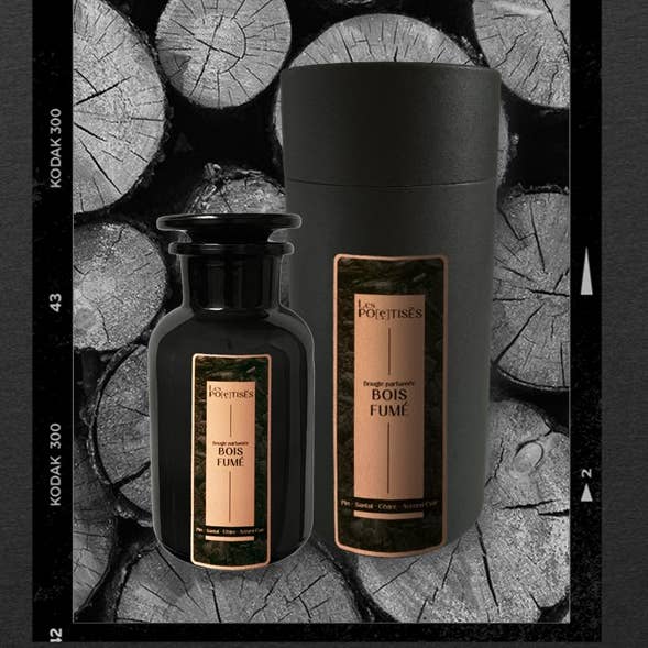 GEURKAARS APOTHEKER | GEROOKT HOUT | 250G voor wholesale door LES POÉTISÉS