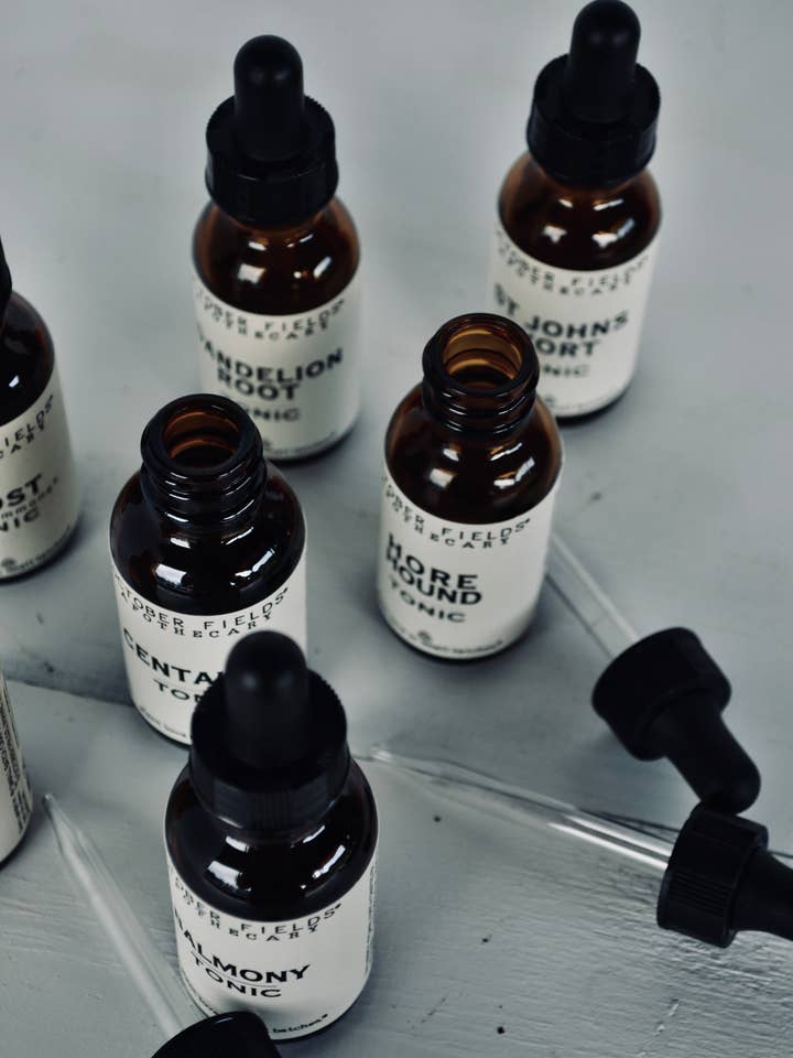 Yellow Dock Tincture - Vegan for wholesale by October Fields®