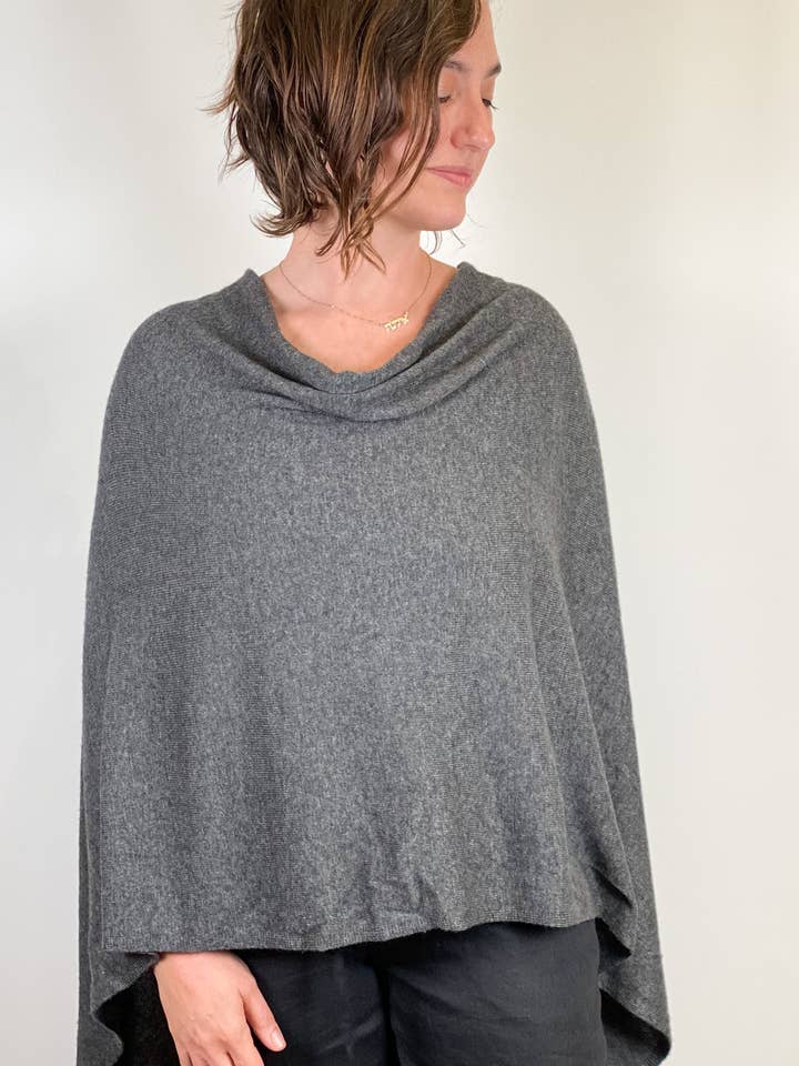 Dolma - Wholesale Poncho - Women's - Cashmere Poncho Charcoal0