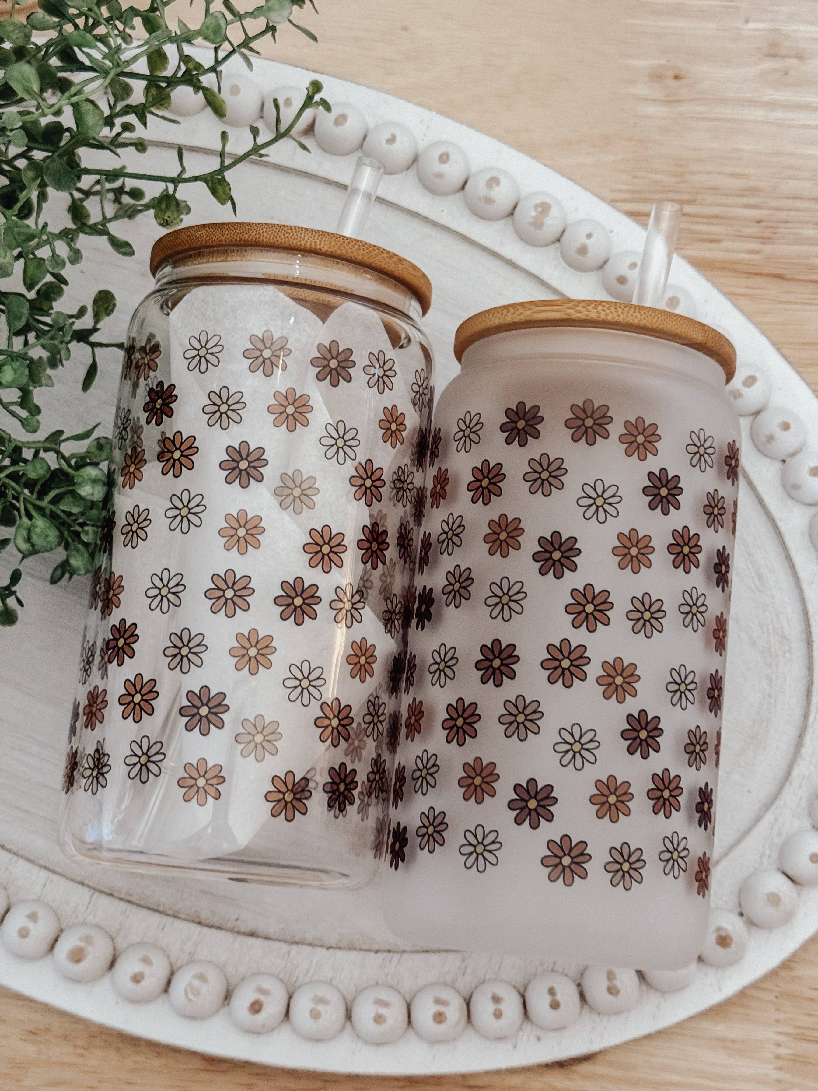 Emma K Designs - Wholesale Drinking Glass/Cup - Mini Fall Daisies 16oz Glass Cup with Bamboo Lid2