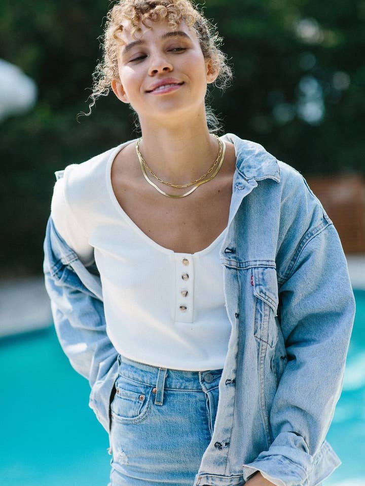 Chemise Henley | Côtes Blanches pour la vente par merritt charles