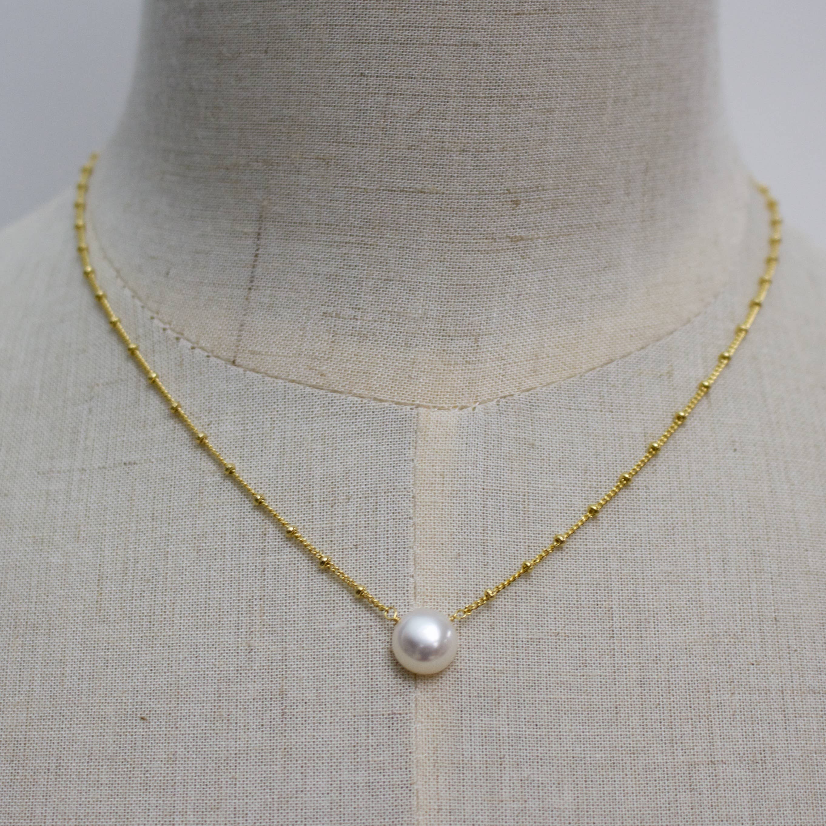 a.v. max – wholesale Pärlband/Pärlhalsband – Solitaire sötvattenspärlhals|16" Pärlkedja|Guld|Silver0