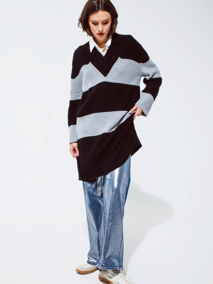 Negro Vestido midi oversized de punto con rayas y escote amplio en V de venta al por mayor en Faire3