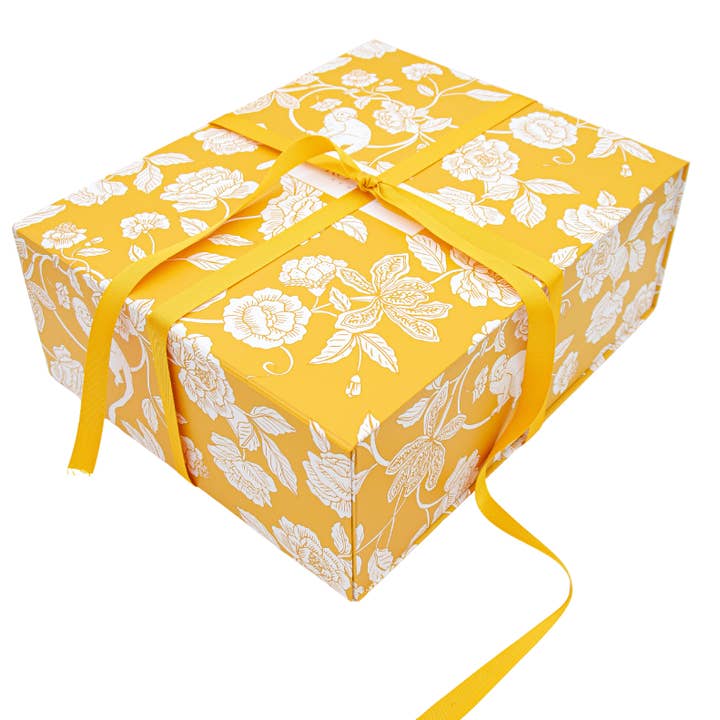Ro’Table NYC - Wholesale Gift Box - Magnetic Mustard Gift Box - Foldaway