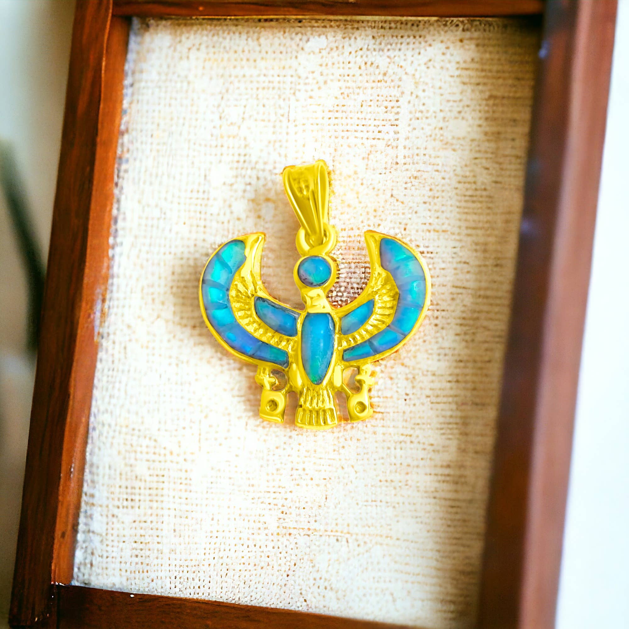 ALADDIN'S LAMP JEWELRY - Venta al por mayor Abalorios/colgantes individuales - Colgante dorado con ópalo del dios Horus of Protection6