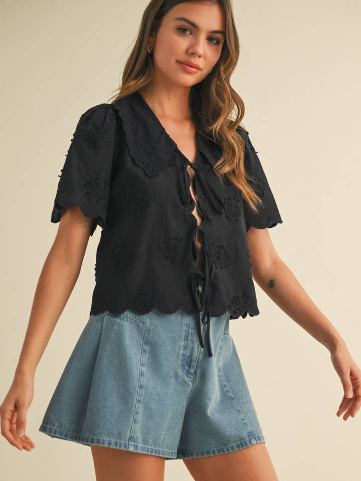&MERCI - Wholesale Blouse - Women's - TIE FRONT COLLARED LACE TOP MTP3709