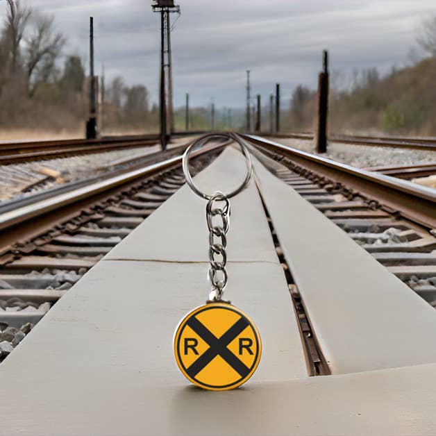 Square Deal Recordings & Supplies - Wholesale Keychain - Unisex - Keychain - Railroad Train Crossing - Round Yellow Sign2