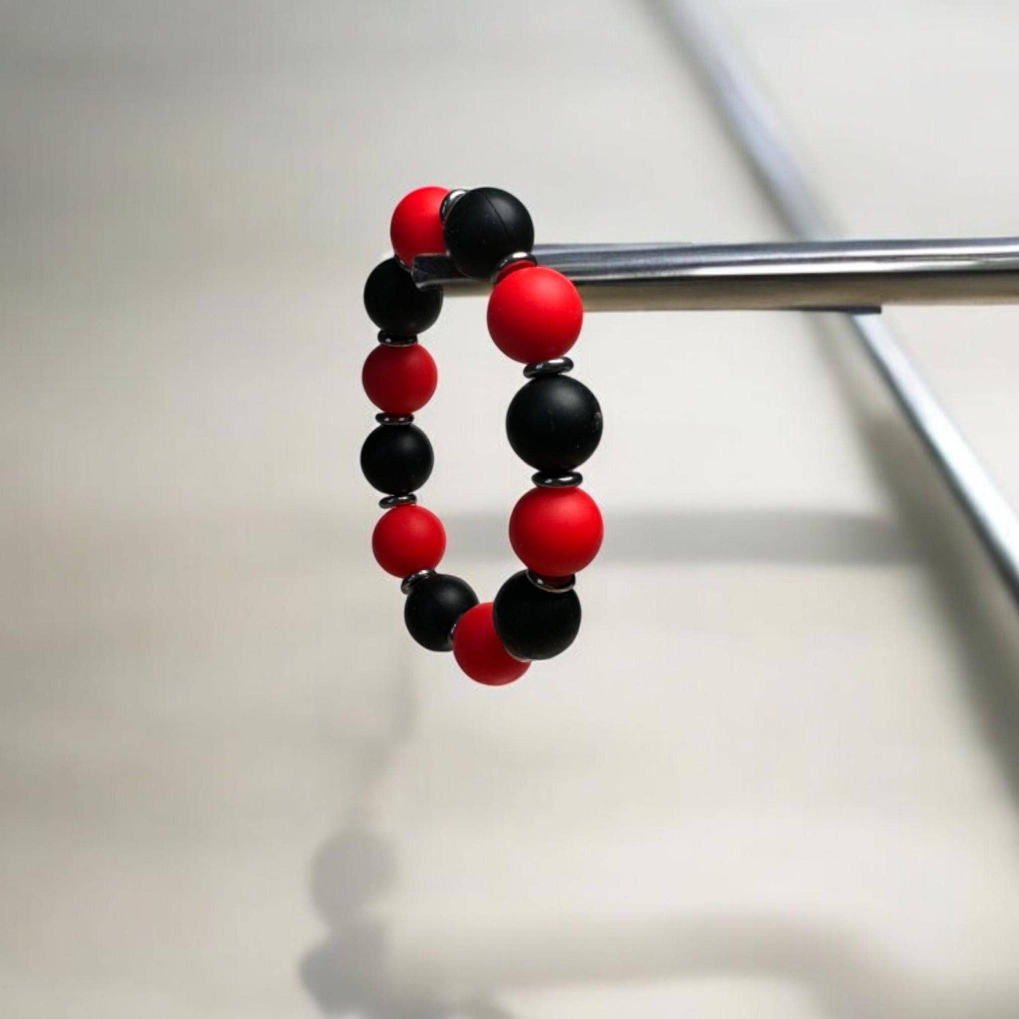 Fish Towne Designs, LLC - Wholesale Beaded Bracelet - Red and Black Game Day Chunky Bead Bracelet4