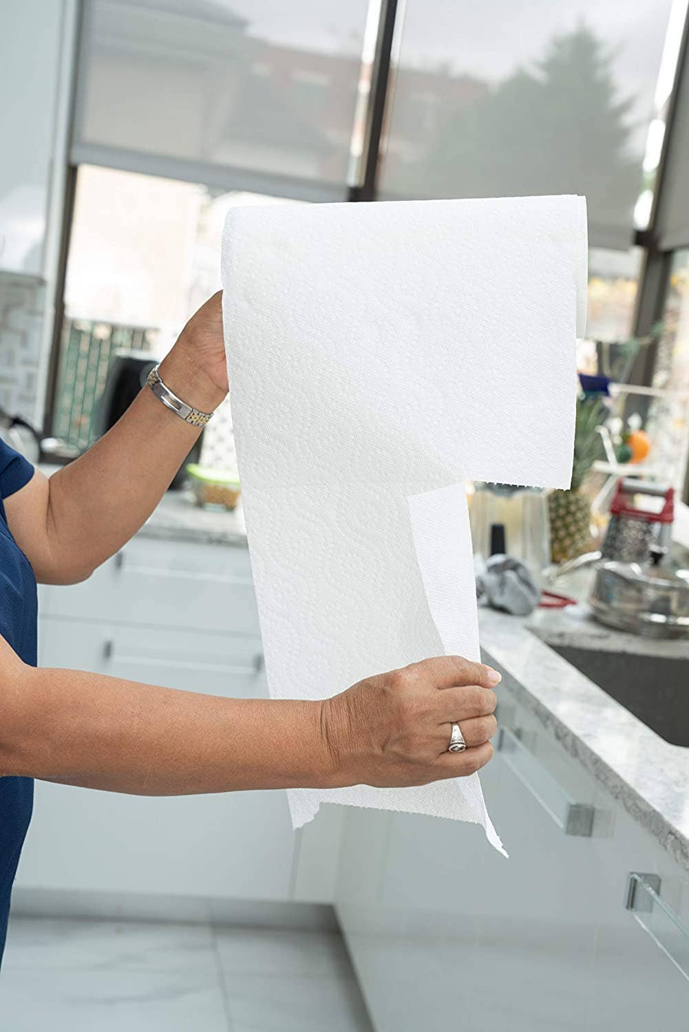 EcoQuality - Wholesale Paper Towels - 2 PLY Paper Towel Roll White Strong and Absorbent by EcoQual1