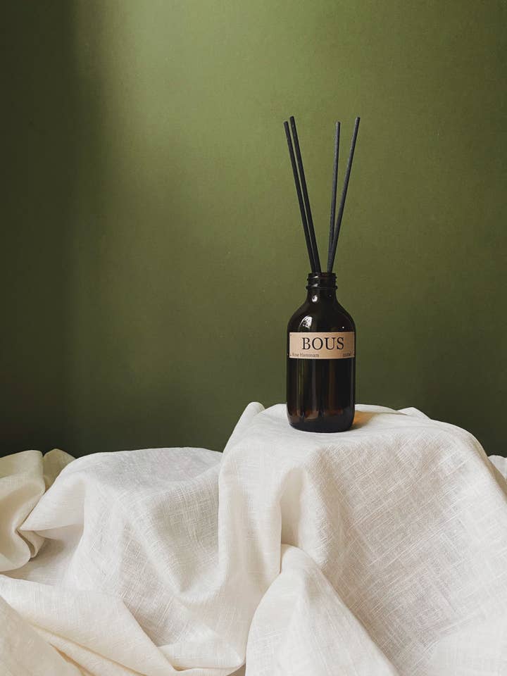 Diffuseur de roseau Rose Hammam 150 ml Huiles essentielles pour la vente par Bous Candles and Home Fragrance