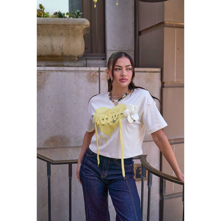 omgstyles - Wholesale T-Shirt - Women's - Stitched Heart Cropped T shirt1